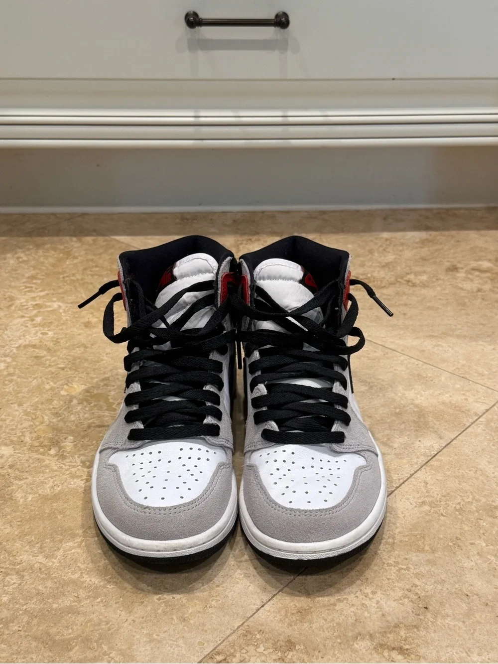 Nike Men's Retro 1 High Light Smoke Grey